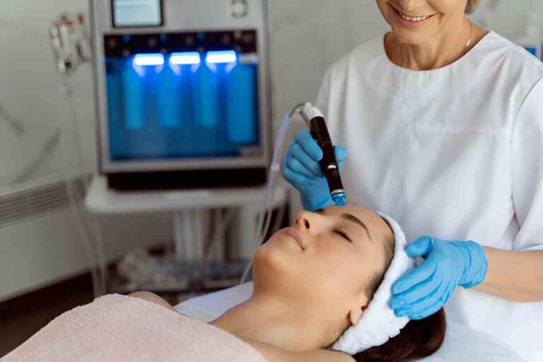 Hydra Facial Near Me - Best Hydra Facial Treatment Doctors (1)