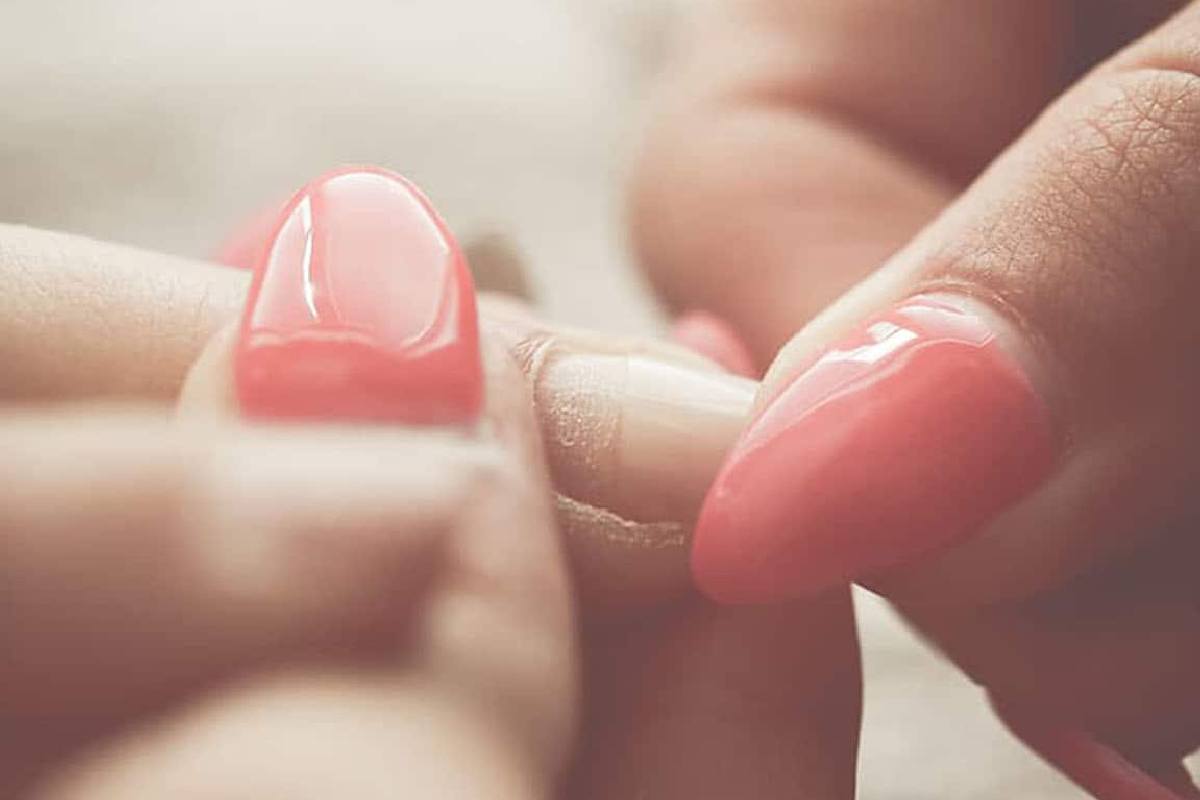 How to Remove Gel Extension Nails