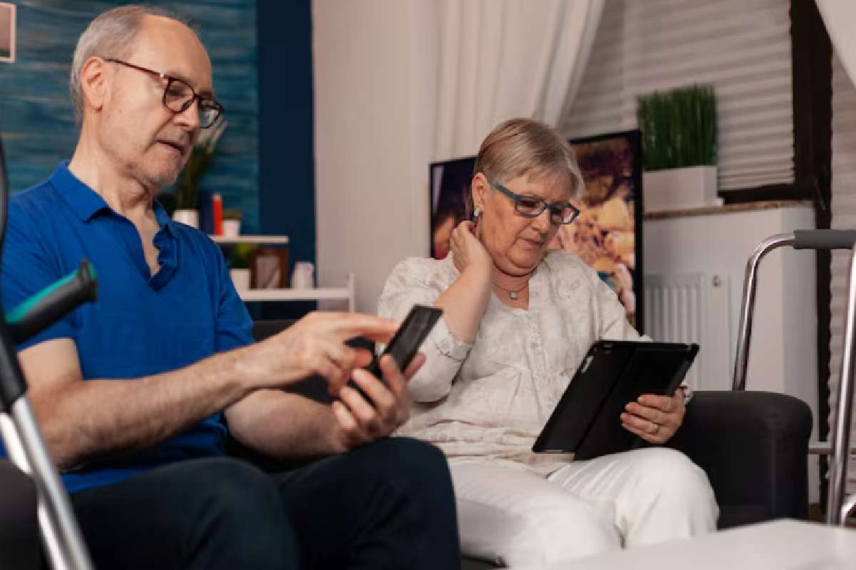 How AI and Robotics Are Transforming Senior Care?